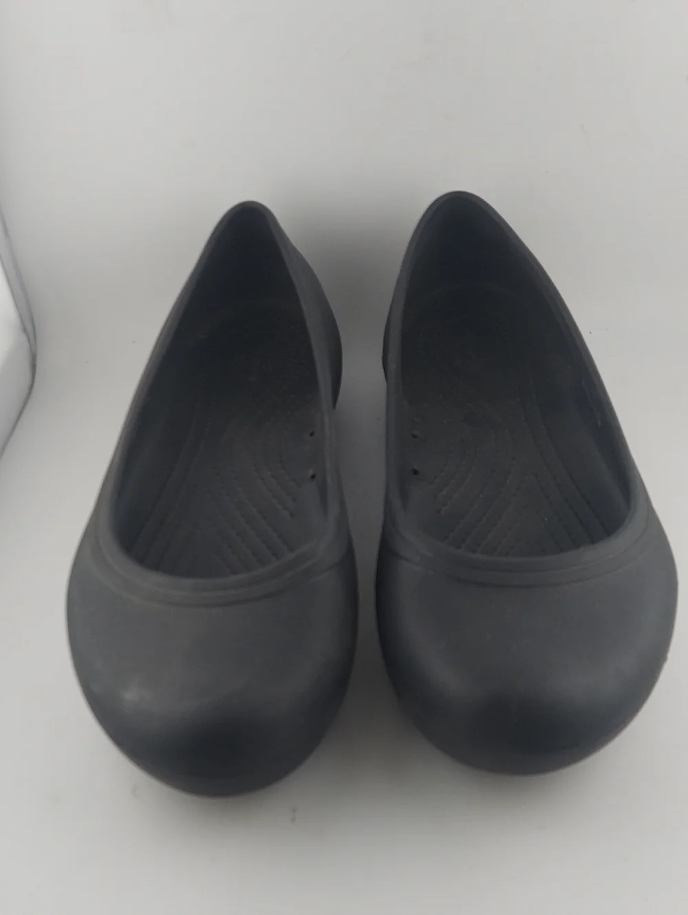 Crocs Women's Black Rubber Slip-On Flats Size 10 W